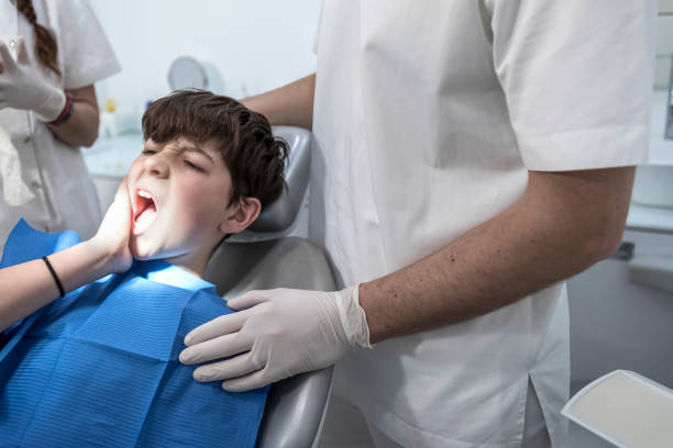 Best Dentist for Tooth Abscess  in Painesville, OH